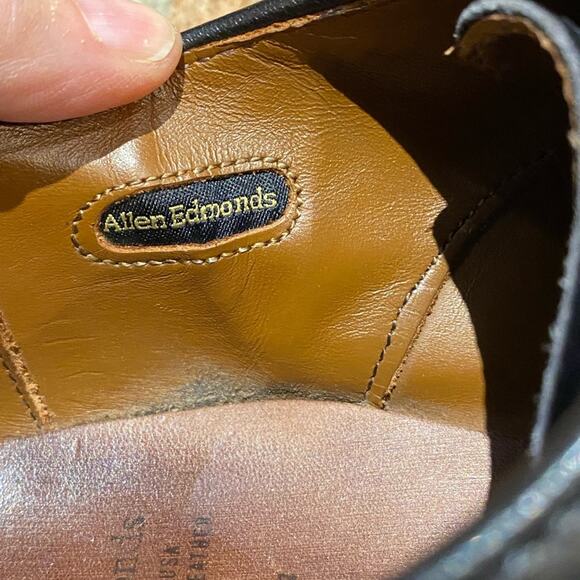 Allen Edmonds McClain Leather Black Wingtip Lace Up Shoe Mens 13B main image 9